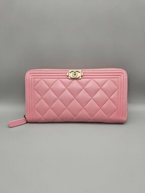 🩷CHANEL Boy Authentic Zip Around Long Wallet 🩷